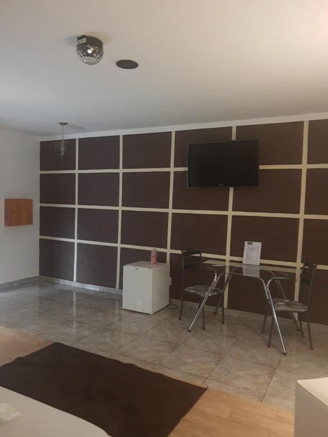 Medieval Motel E Hospedagem (Adults Only) Ribeirão Preto Екстериор снимка